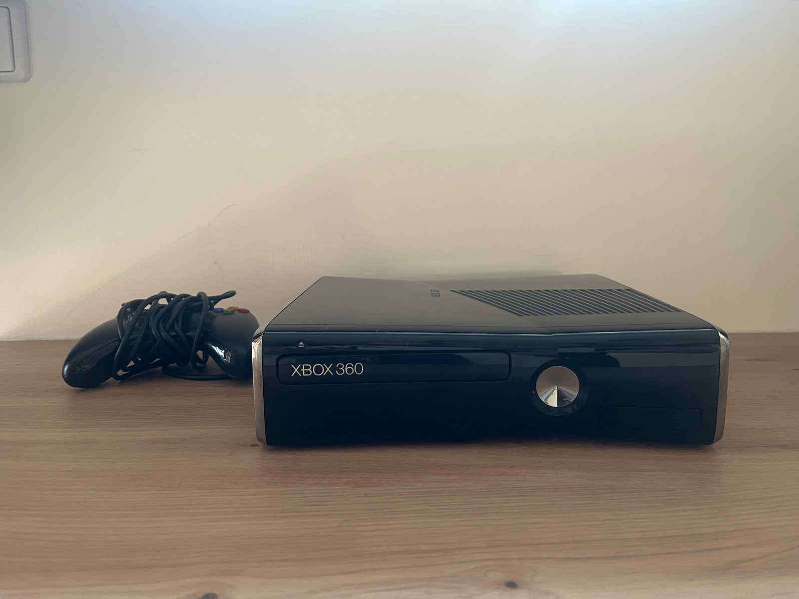 Xbox 360 met extra controller en 13 games, Spelcomputers en Games, Spelcomputers | Xbox 360, 360 Elite of Super Elite, Ophalen of Verzenden