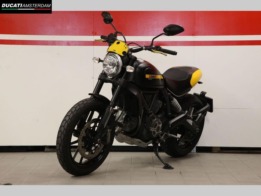 DUCATI SCRAMBLER FULL THROTTLE (bj 2016) 15,854 km, DUCATI, 2 cilinders, Motorrijbewijs A, Bedrijf