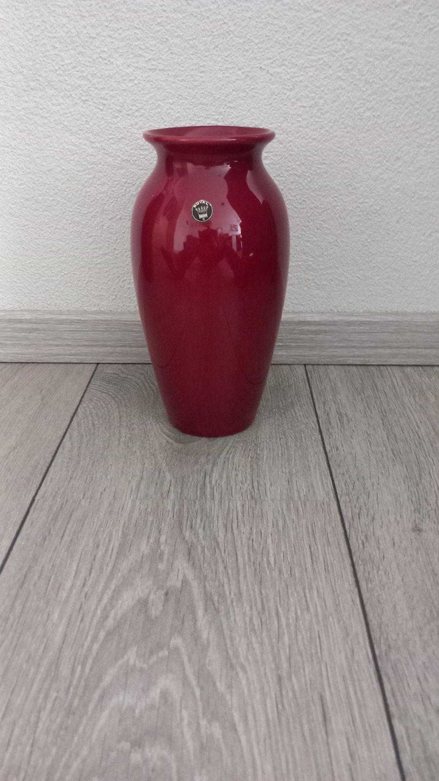 MOOI!! BORDEAUX RODE *ROYAAL*DESIGN VAAS HELEMAAL GAAF!!, 27 cm, Ophalen of Verzenden, Zo goed als nieuw, Roze