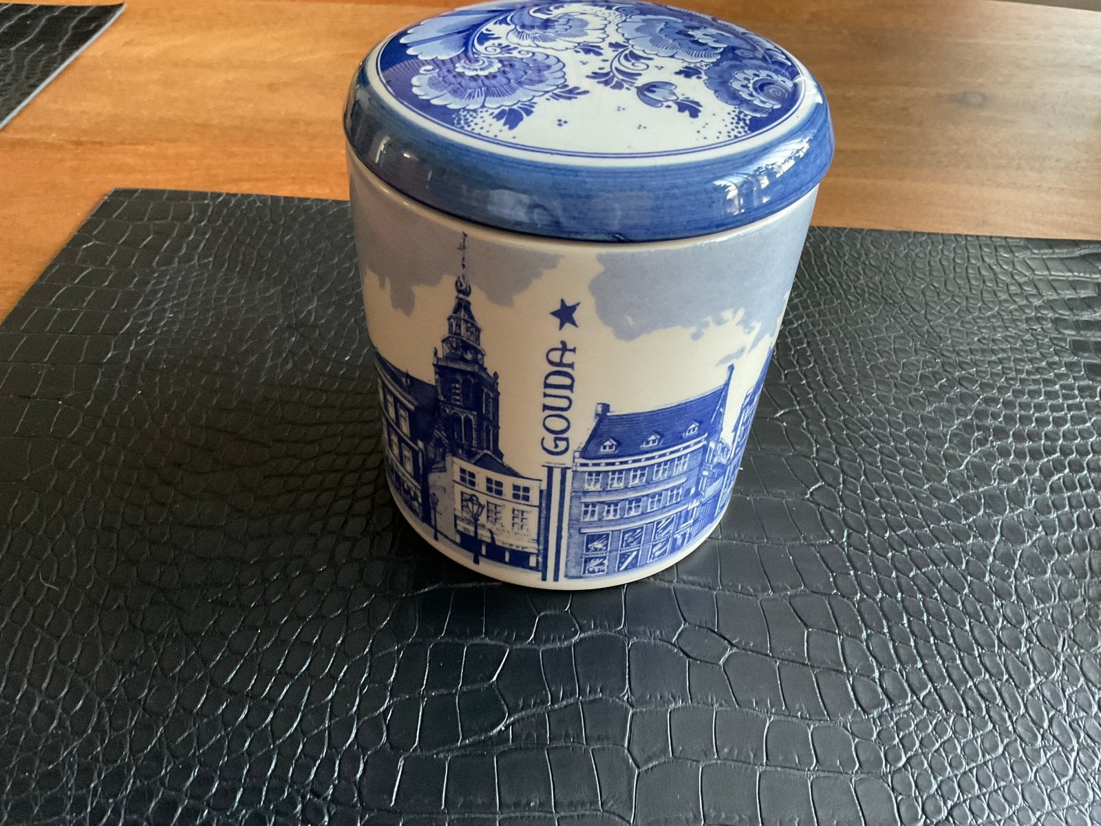 Delftsblauw handbeschilderde pot Gouda, 12 cm, Ophalen of Verzenden