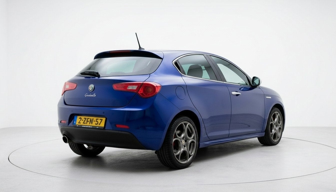 Alfa Romeo Giulietta 1.4 T Exclusive|QV-Line|Squadra|TCT-AUT, Auto's, Euro 6, 4 cilinders, Blauw, Origineel Nederlands