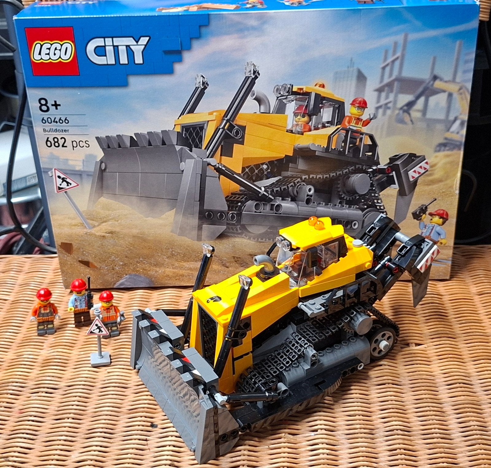 LEGO City 60466 Bulldozer met minifiguren en doos, Ophalen, Zo goed als nieuw, Overige merken