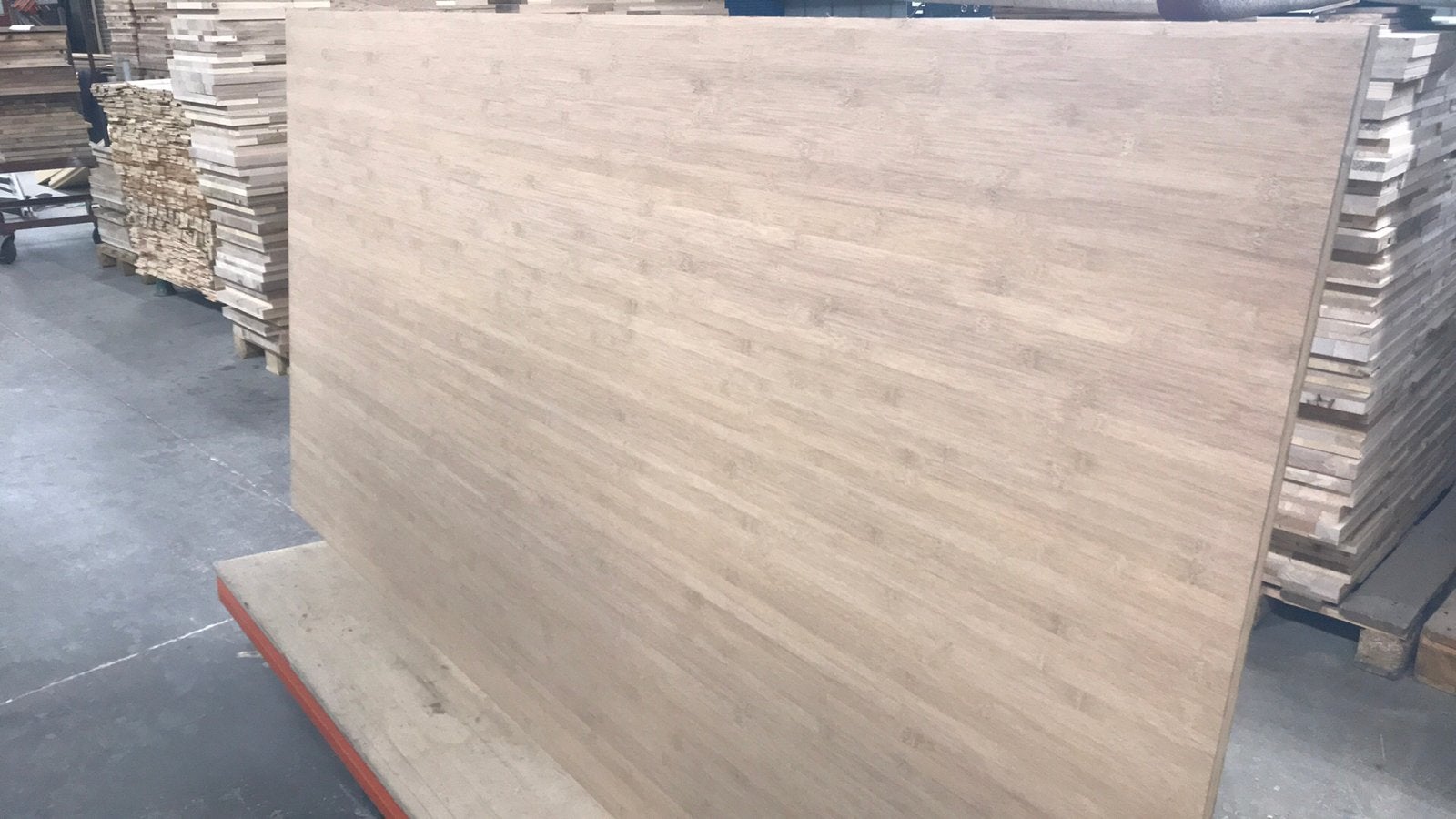 2 caramelkleur Bamboe platen 40mm  en èèn van 20mm dikte, Ophalen, Nieuw, Overige materialen, 20 tot 50 mm