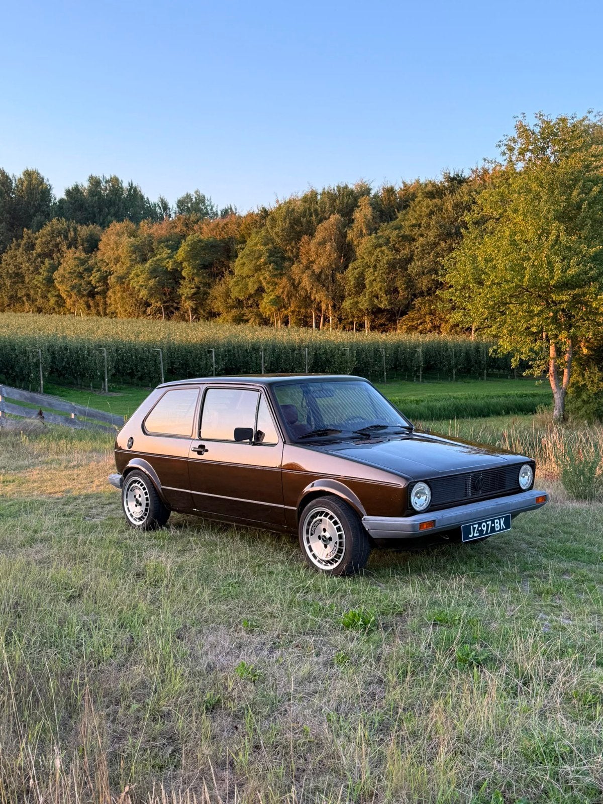 Volkswagen Golf 1.8 gti 1983 Bruin, 4 cilinders, Bruin, Origineel Nederlands, Handgeschakeld