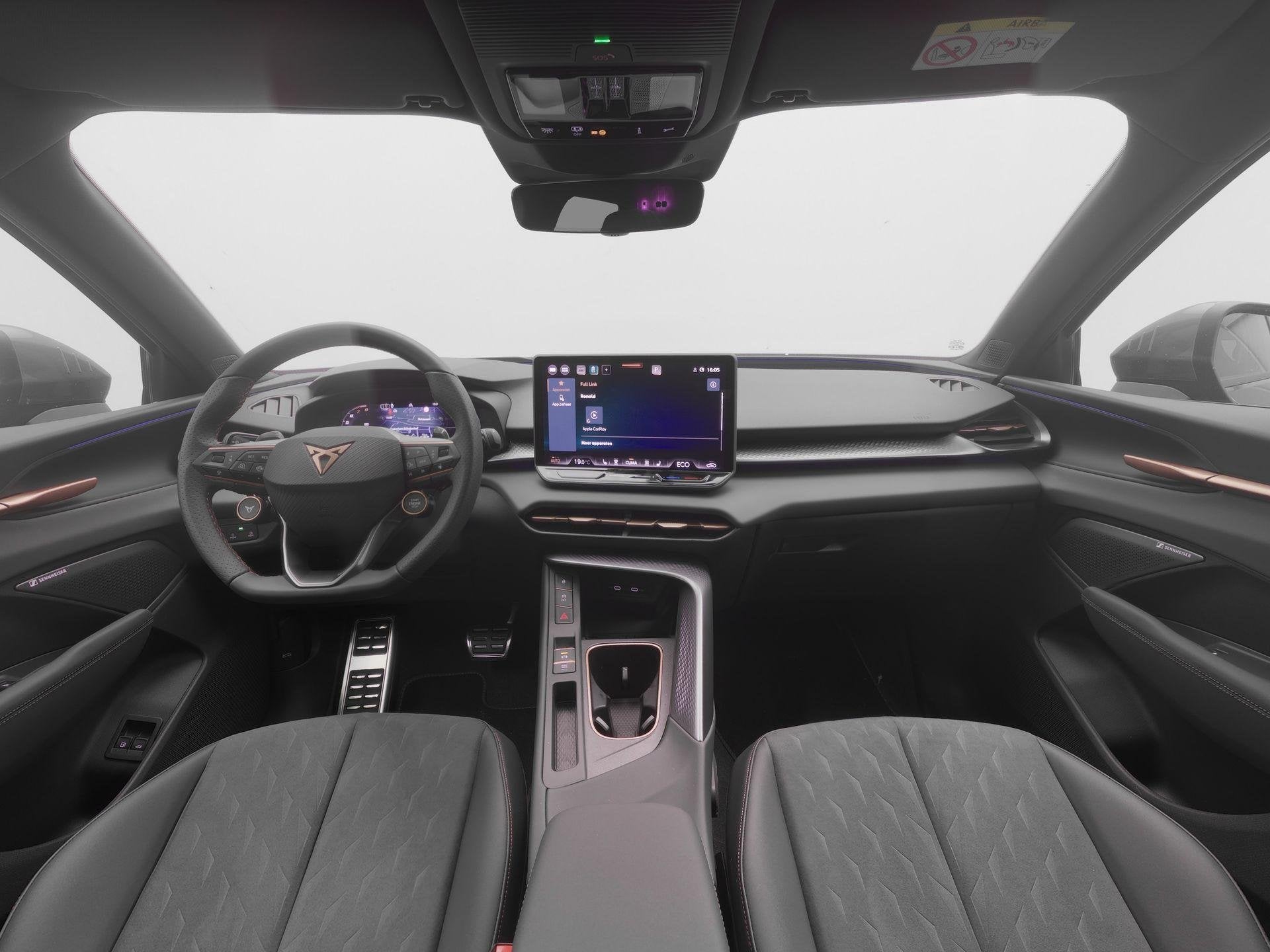 CUPRA Terramar 1.5 TSI e-Hybrid 204pk | SennHeiser Audio | P, Auto's, 4 cilinders, 150 min, Alcantara, 26 kWh
