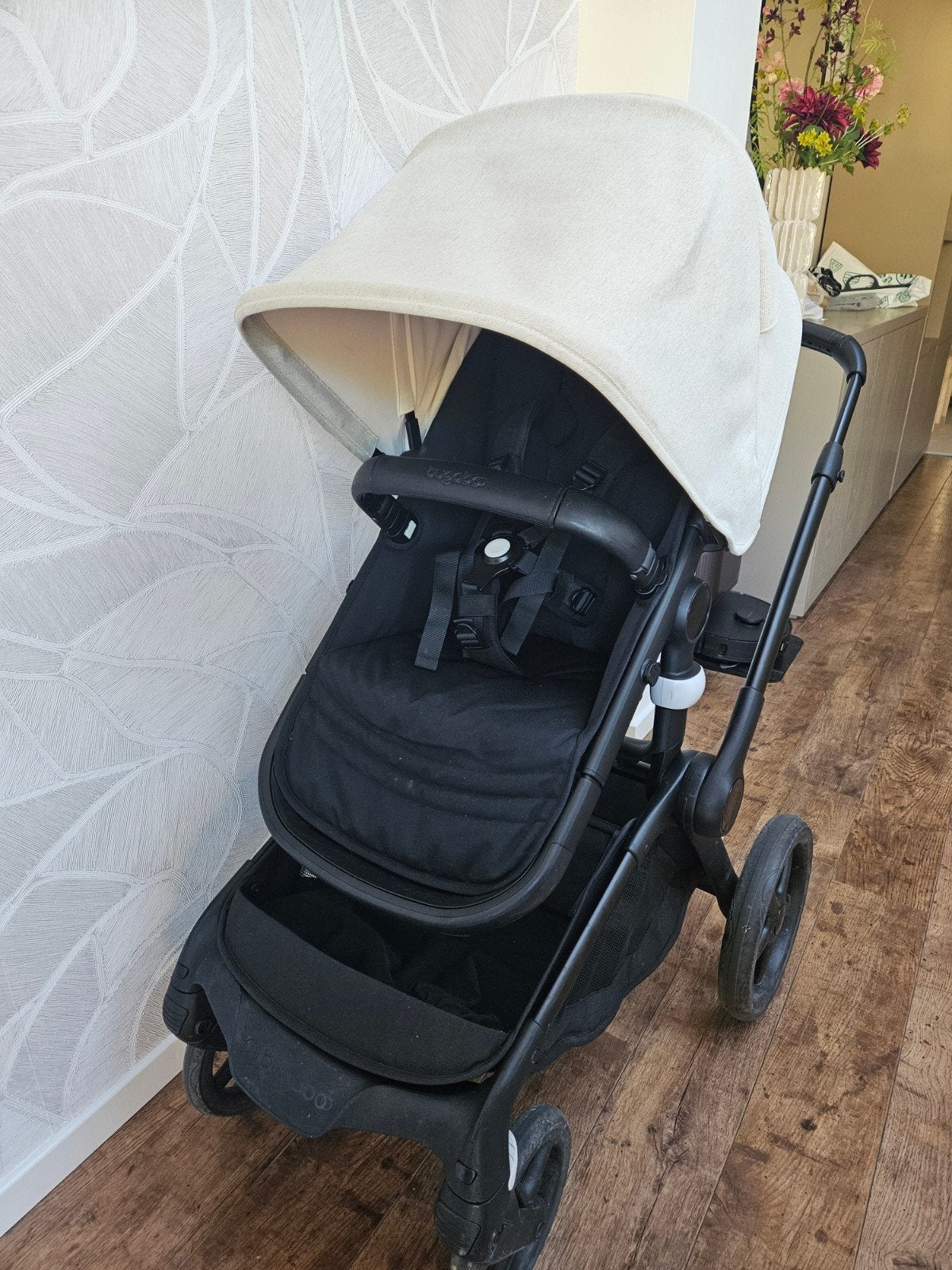 Bugaboo Fox 5 | Black Misty white zonnekap | 1,5 jaar oud, Kinderen en Baby's, Kinderwagens en Combinaties, Bugaboo, Zo goed als nieuw