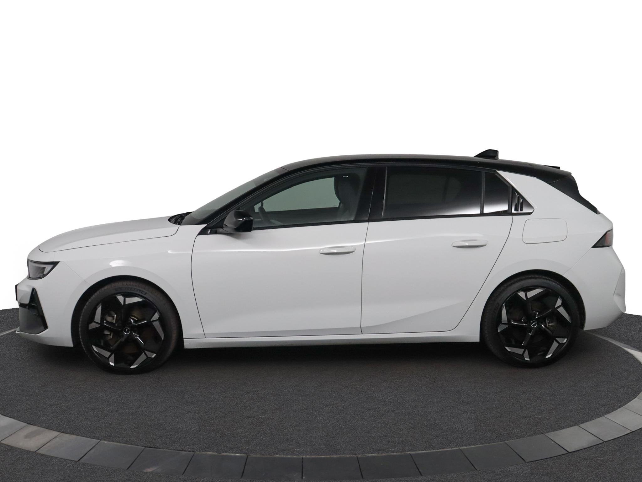 Opel Astra 1.6 Turbo Plug In Hybrid GSe |NAP |Stoel & Stuurv, Auto's, Gebruikt, Euro 6, 4 cilinders, Alcantara
