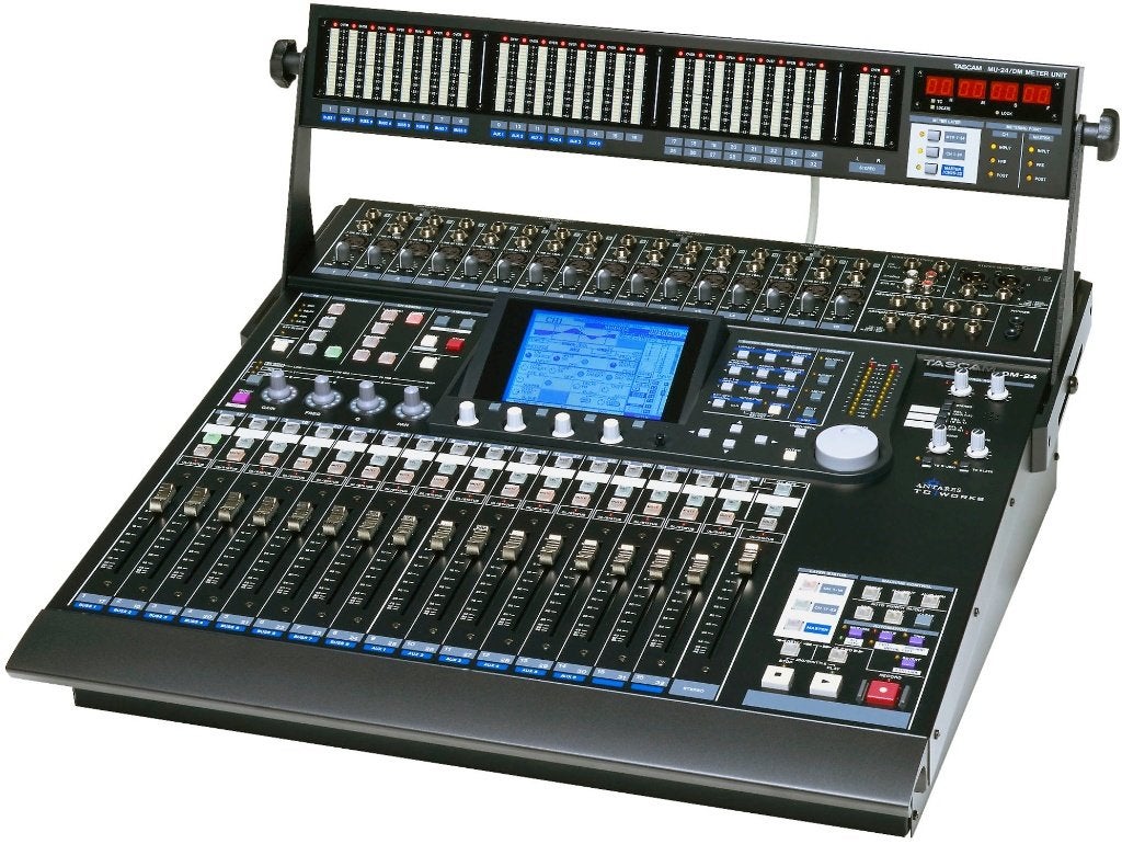 Tascam DM-24 v3, Ophalen, Gebruikt, 20 kanalen of meer, Microfooningang