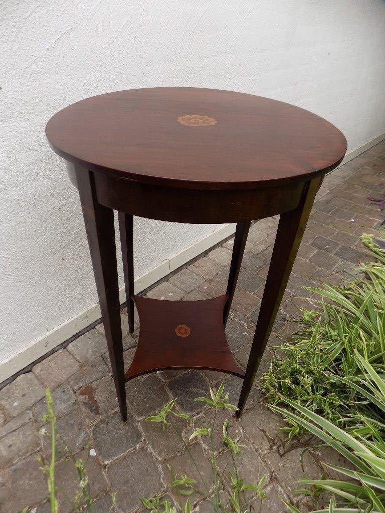Tafel bijzettafel plantentafel klassiek met inlegwerk, Ophalen of Verzenden, Gebruikt