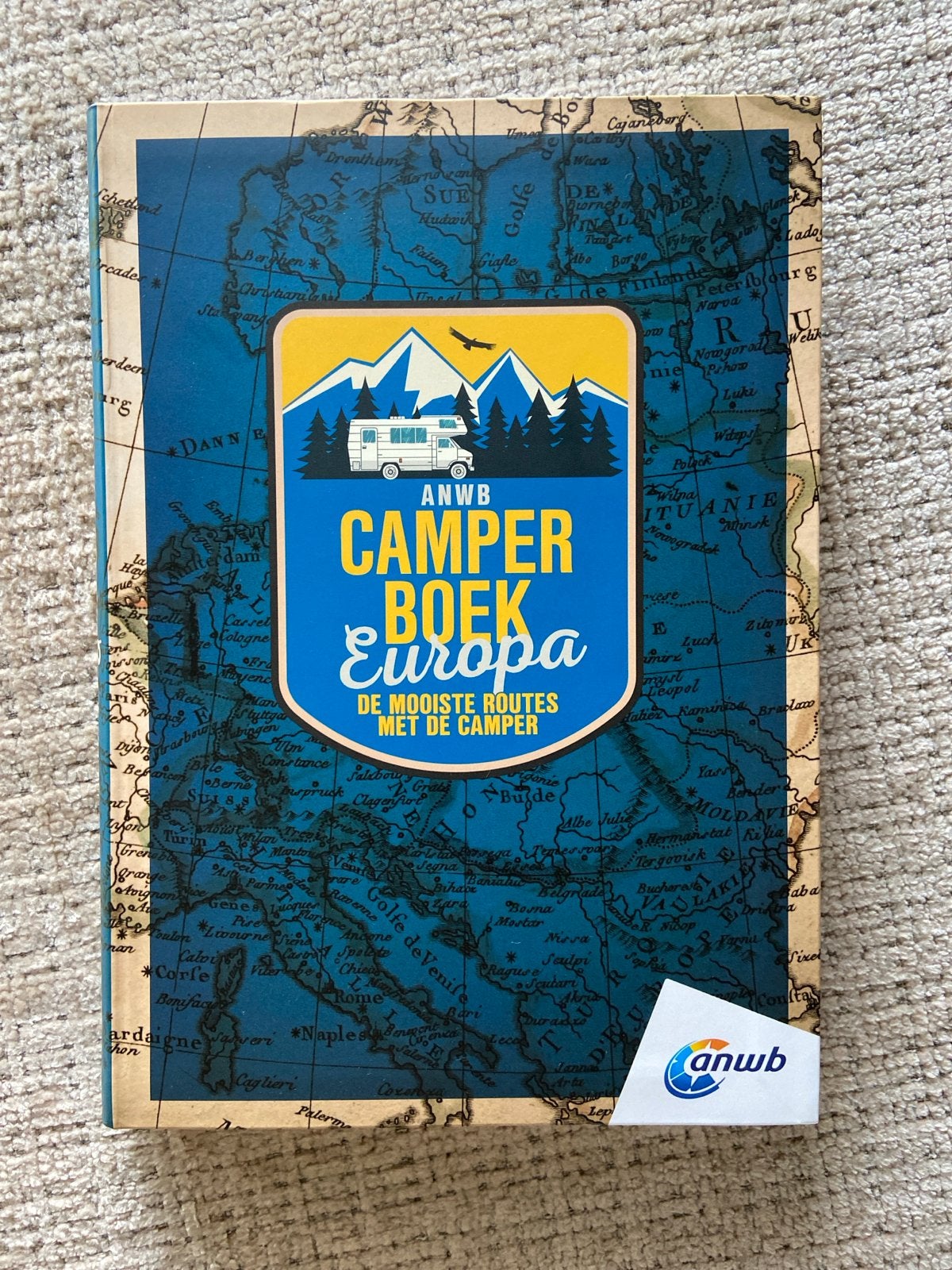 ANWB Camperboek Europa: De mooiste routes met de camper, Europa, Nieuw, Ophalen of Verzenden, Reisgids of -boek