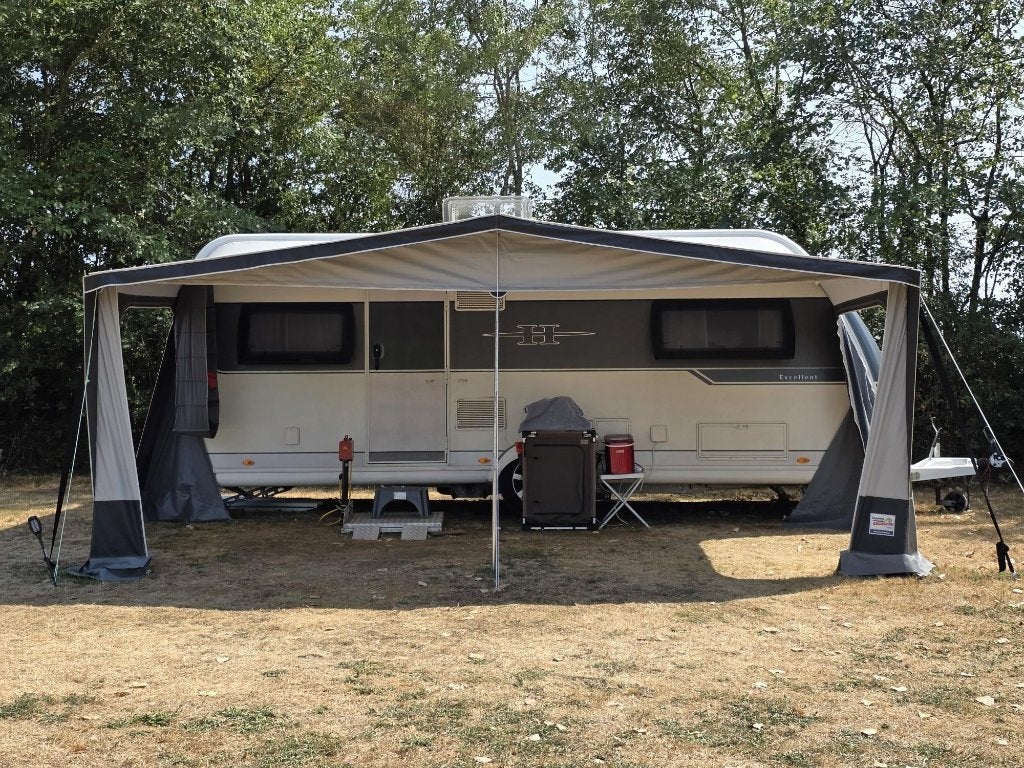 Rolstoeltoegankelijke caravan Hobby 560UL, Rondzit, Hobby, Schokbreker, Particulier