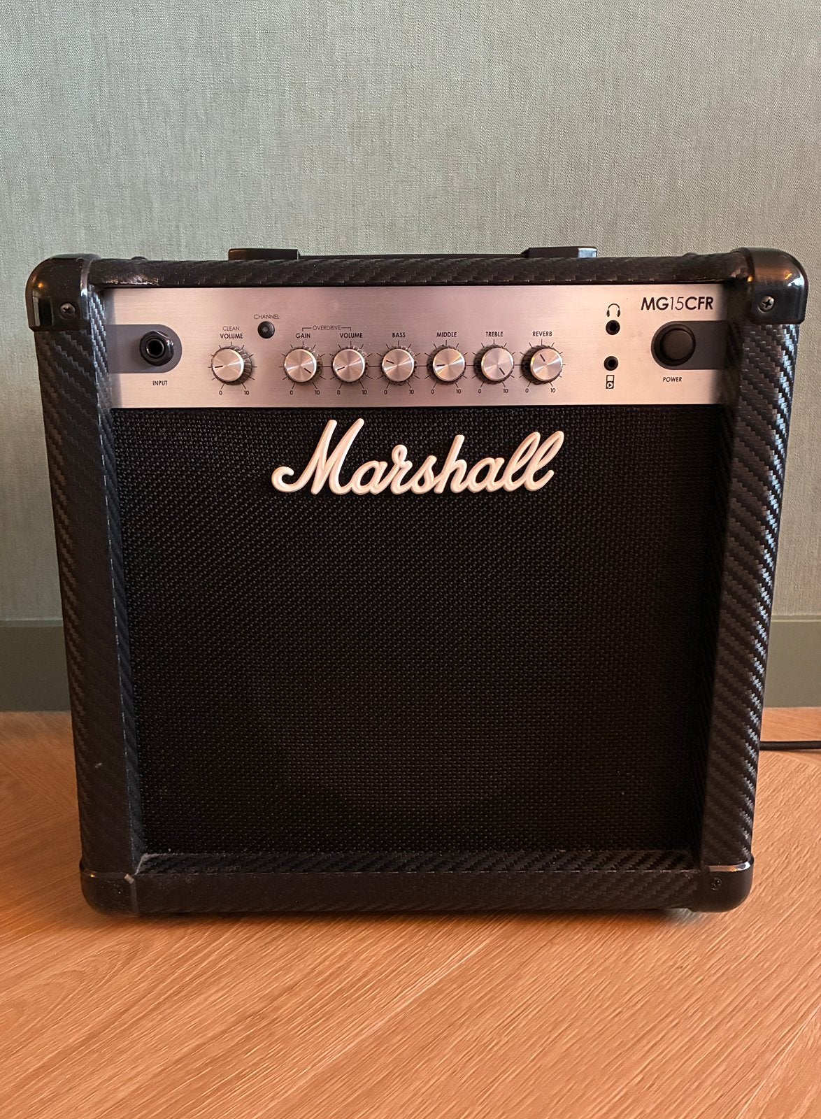 Marshall MG15CFR Carbon Fibre Combo with Reverb, Ophalen, Gebruikt, Minder dan 50 watt