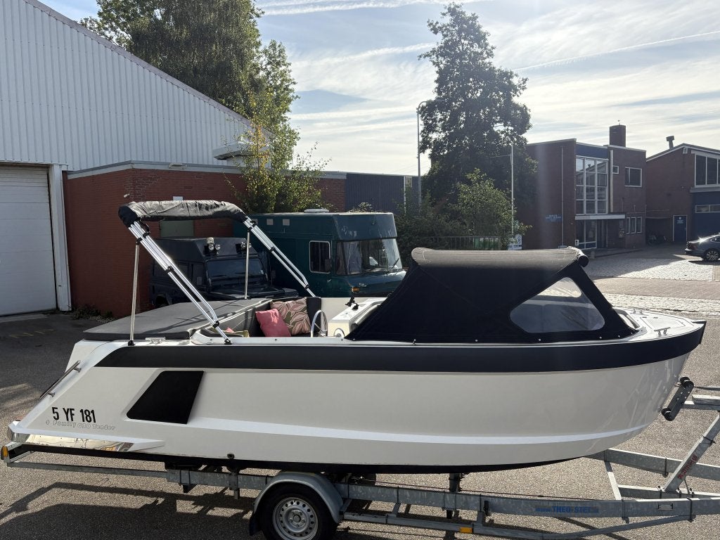 Sloep: Family 630 Tender + Mercury 60pk + Bimini., Watersport en Boten, Overige merken, 6 m, Overige typen, Gebruikt