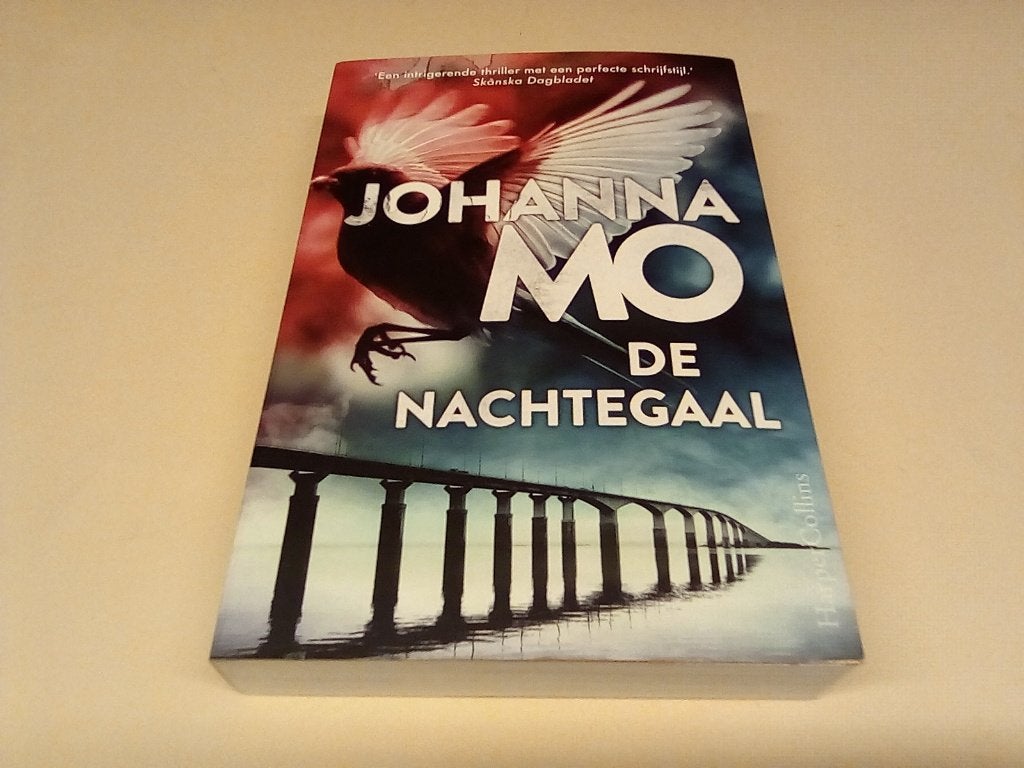 Johanna Mo - De Nachtegaal (Thriller), Boeken, Scandinavië, Johanna Mo, Ophalen of Verzenden, Zo goed als nieuw