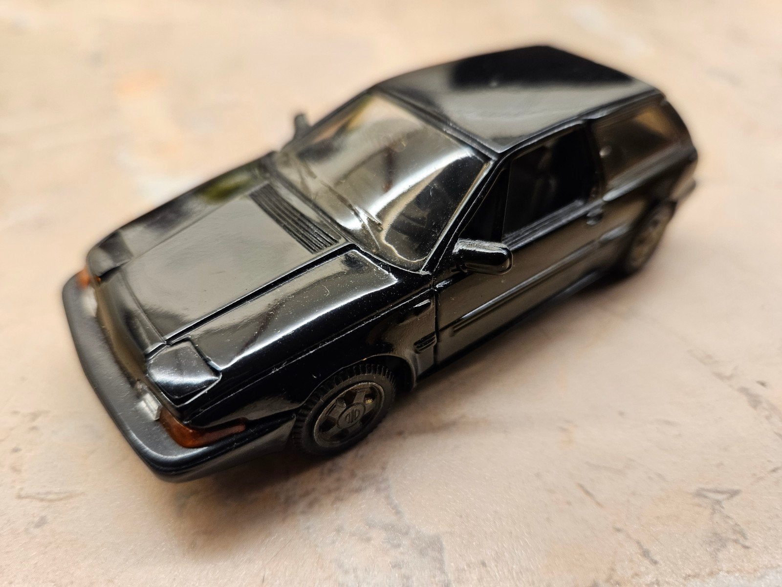 AHC Models Volvo 480 Zwart Limited Edition Nr. 480 1:43, Hobby en Vrije tijd, Ophalen of Verzenden, Zo goed als nieuw, Auto, Overige merken