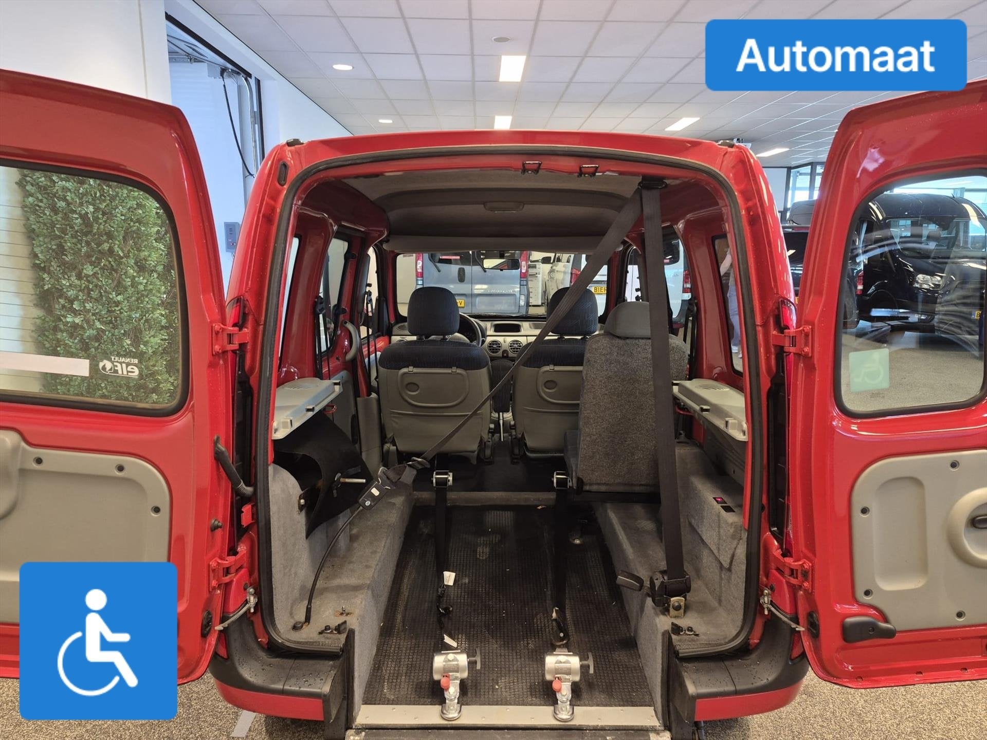 Renault Kangoo Rolstoelauto Automaat 3+1, Automaat, Stof, Gebruikt, Zwart