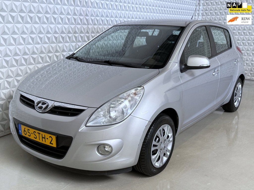 Hyundai I20 1.2i i-Motion AIRCO / APK én TREKHAAK (2011), Euro 5, 450 kg, Gebruikt, 31 €/maand