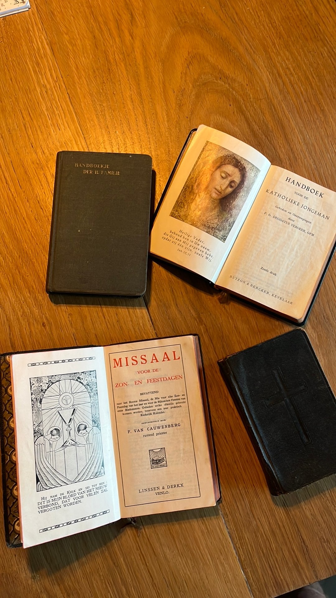 Missalen en kerkboekjes, Ophalen of Verzenden