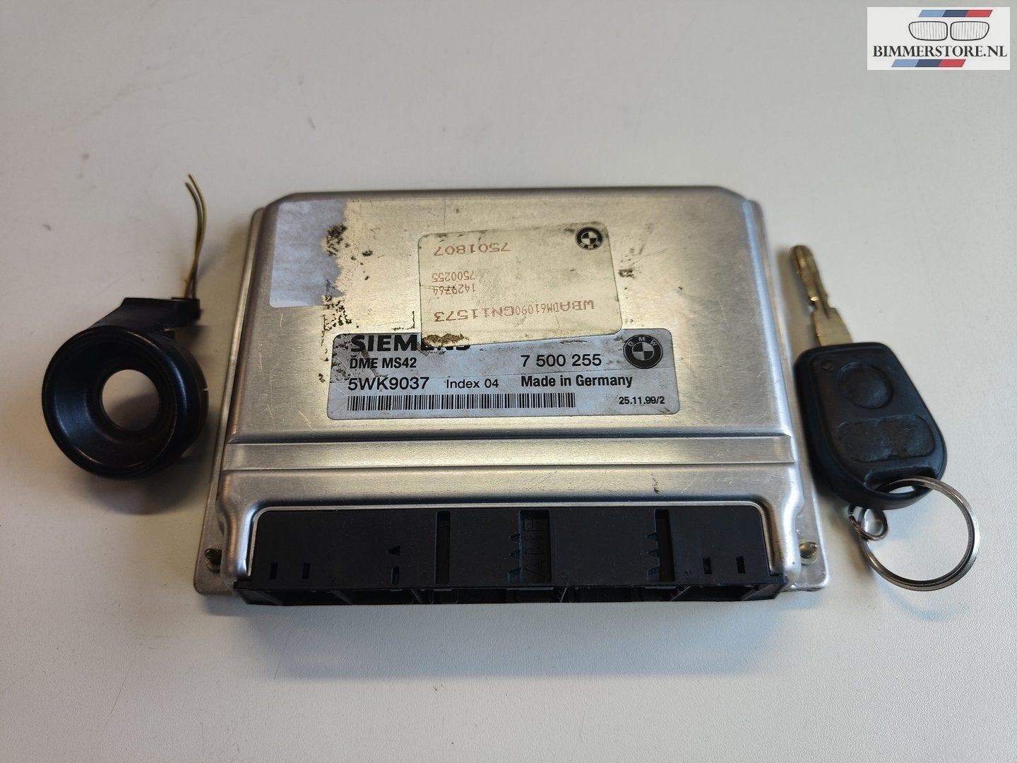 Startset Contactslot + ECU BMW 5 serie E39 528i AUT M52 7500, Gebruikt, -, -, Ophalen of Verzenden