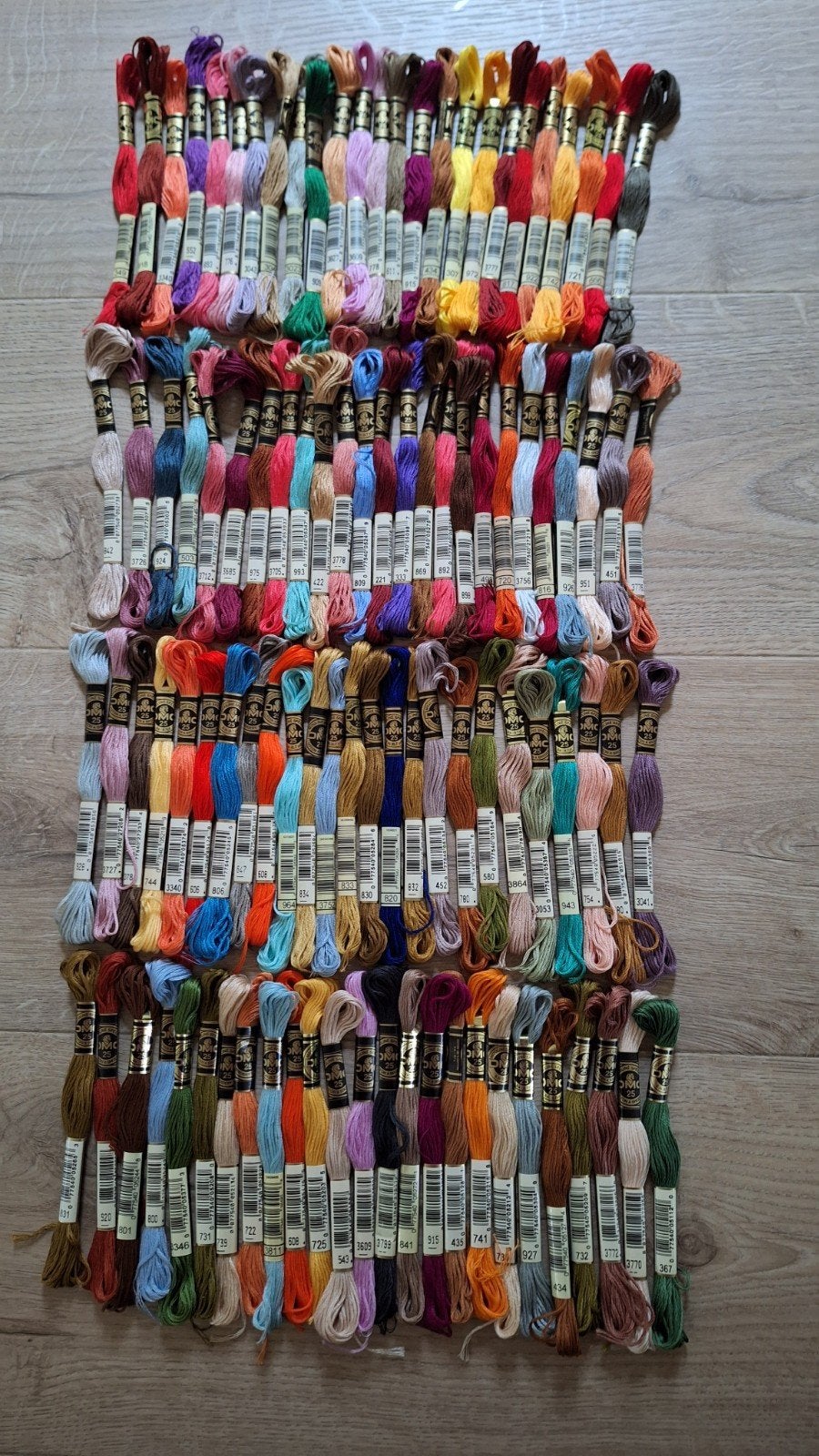 Borduurgaren merk DMC., Hobby en Vrije tijd, Ophalen of Verzenden, Nieuw, Borduurgaren of Zijde