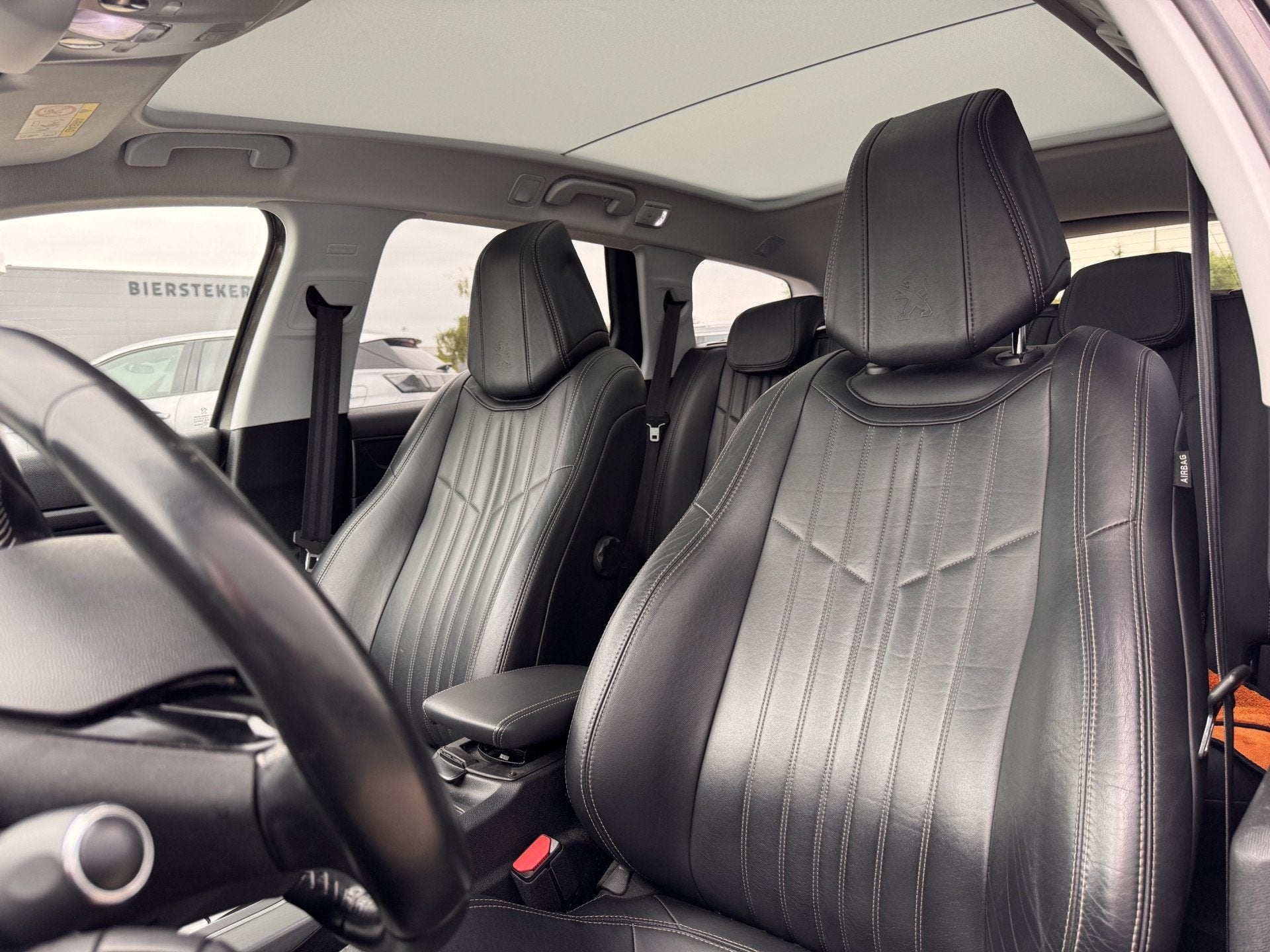 Peugeot 308 SW 1.2 e-THP Allure | Pano | Automaat | Stoelver, Auto's, Gebruikt, 1199 cc, 635 kg, 3 cilinders