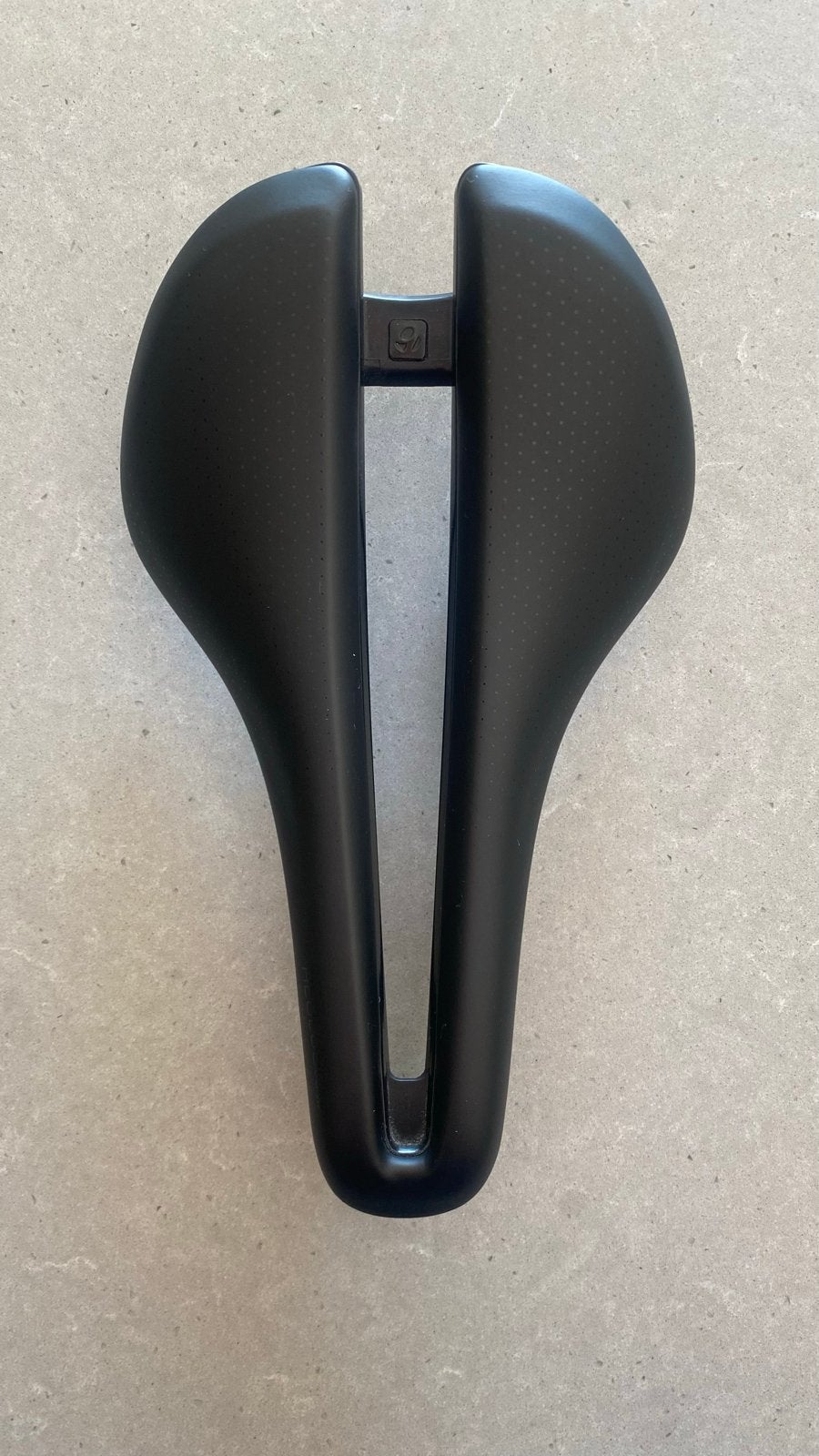 Bontrager Aeolus Comp Zadel - Zo goed als nieuw, Kunststof, Ophalen of Verzenden, Zo goed als nieuw, Zadel