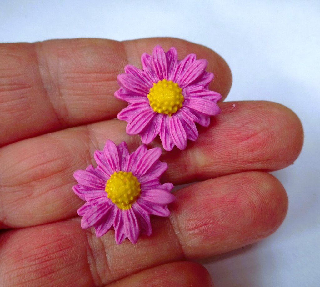 Oorstekers kunststof roze Madeliefjes, Overige materialen, Verzenden, Zo goed als nieuw, Roze