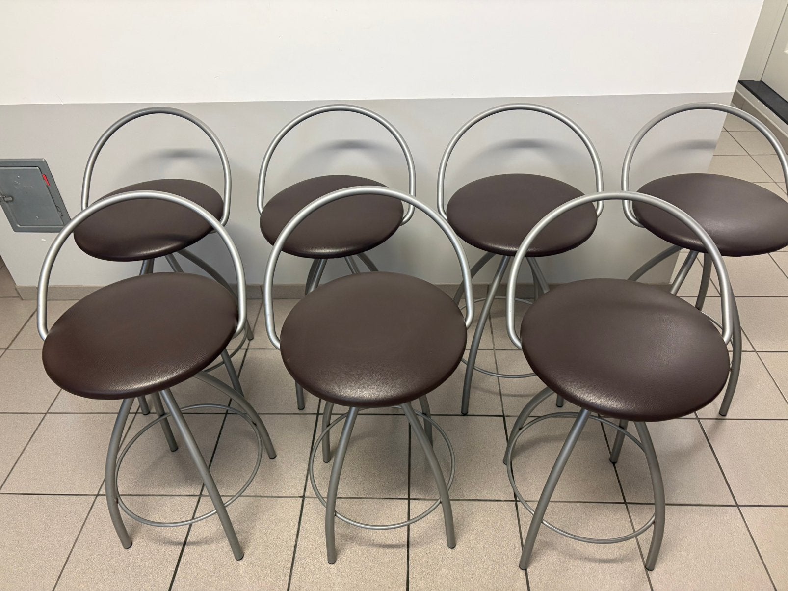 Barkrukken 7 stuks, Huis en Inrichting, Barkrukken, Gebruikt, 60 tot 90 cm, Leer, Metaal, 5 krukken of meer, Met voetsteun, Draaibaar