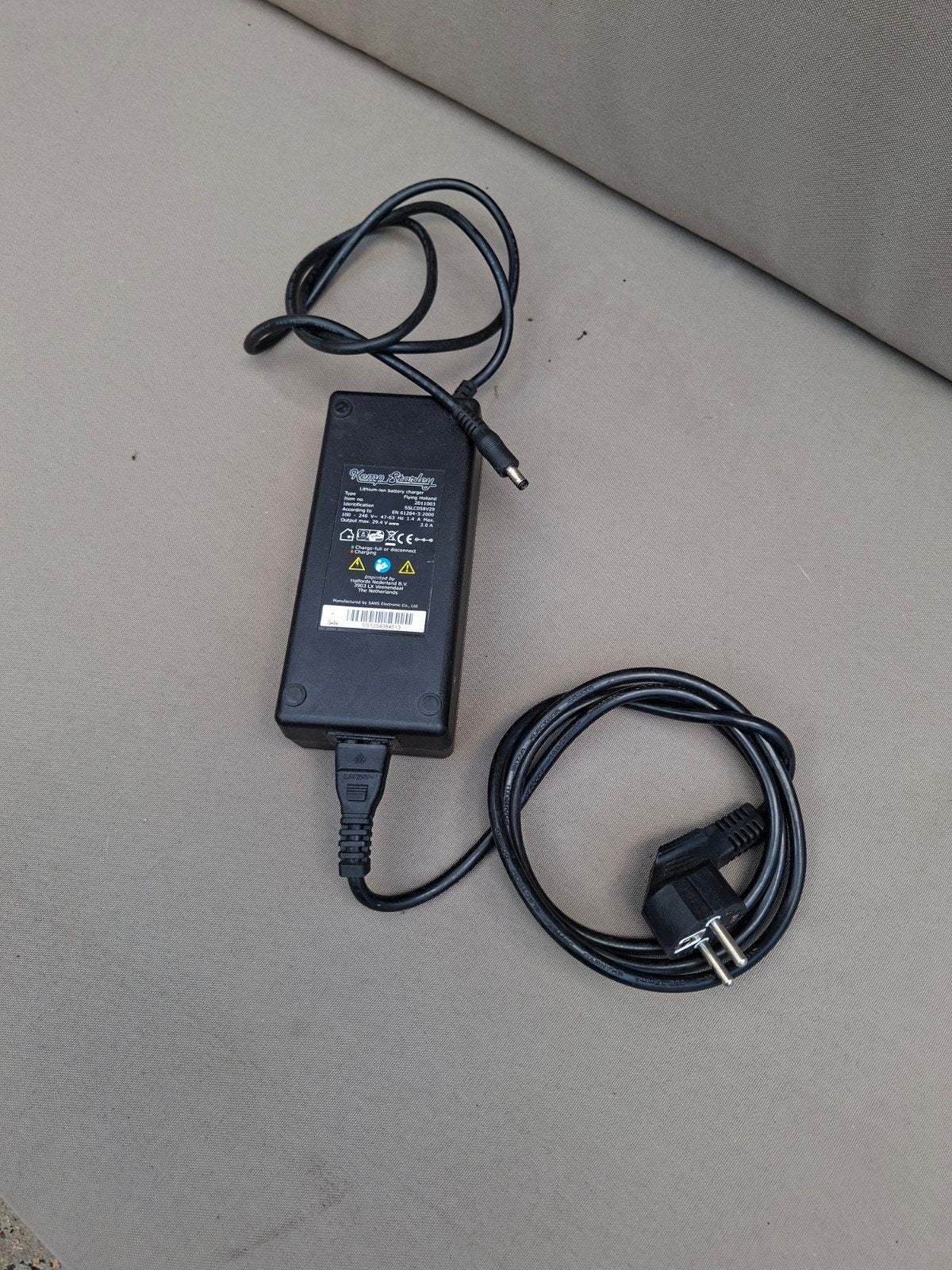 Oplader voor een sparta C2 E-motion pas ook op Batavus, Ophalen of Verzenden, Gebruikt