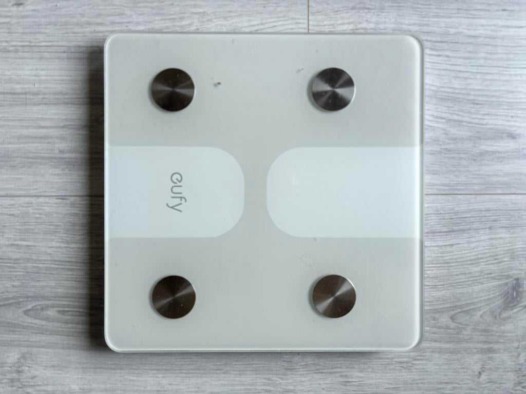 Eufy Smart Scale C1 weegschaal, Witgoed en Apparatuur, Weegschalen, Zo goed als nieuw, Digitaal, Personenweegschaal, 1 tot 500 gram