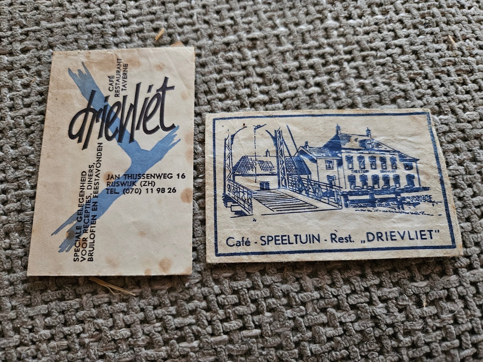 Drievliet oude suikerzakjes, Verzamelen, Ophalen of Verzenden, 1940 tot 1960, Gelopen, Stad of Dorp