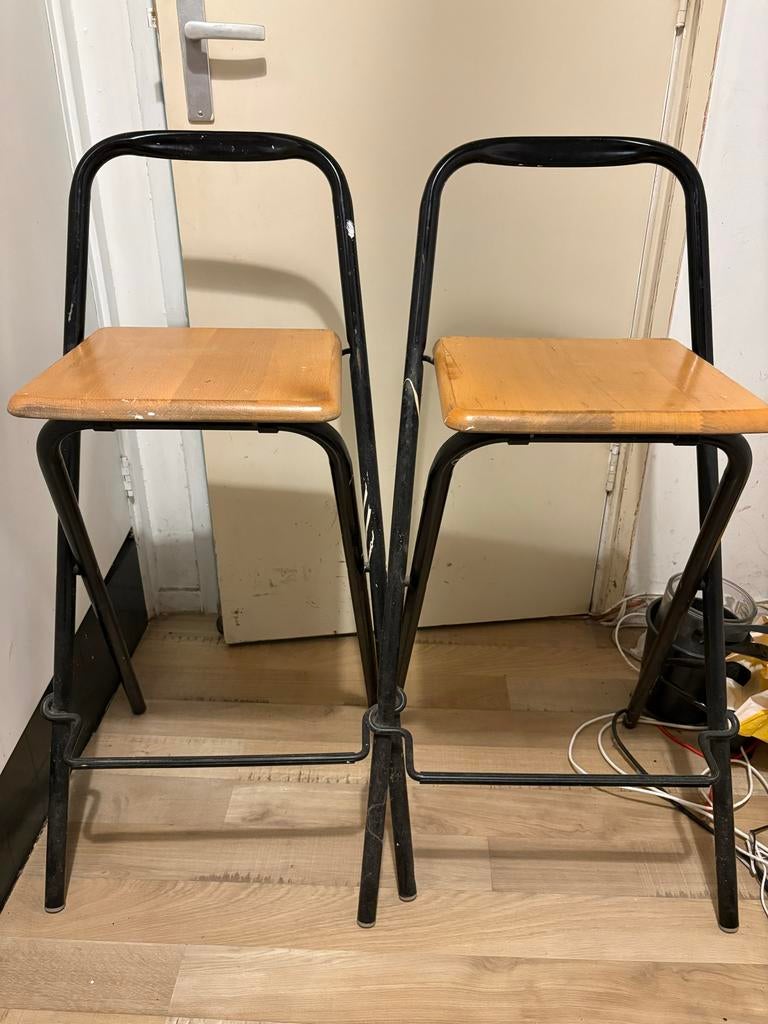 Set van 2 inklapbare krukken en 1 houten kruk, Huis en Inrichting, Stoelen, Ophalen, Gebruikt, Drie, Zwart