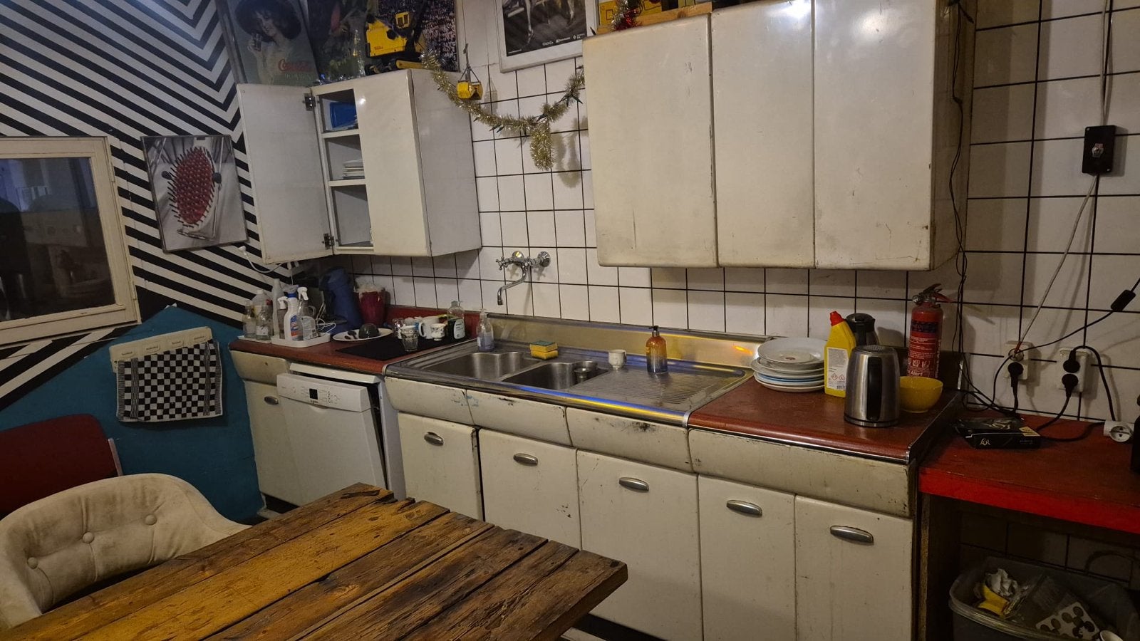 Vintage keuken met RVS spoelbak en bovenkasten, Ophalen, Gebruikt, Wit, Enkelwandige keuken