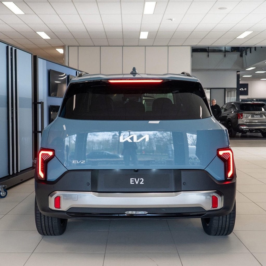 Kia EV2 Essential 42.2 kWh NIEUW! LEVERBAAR VANAF € 27.595, Auto's, Kia, Stof, Overige modellen, 1520 kg, 4 stoelen