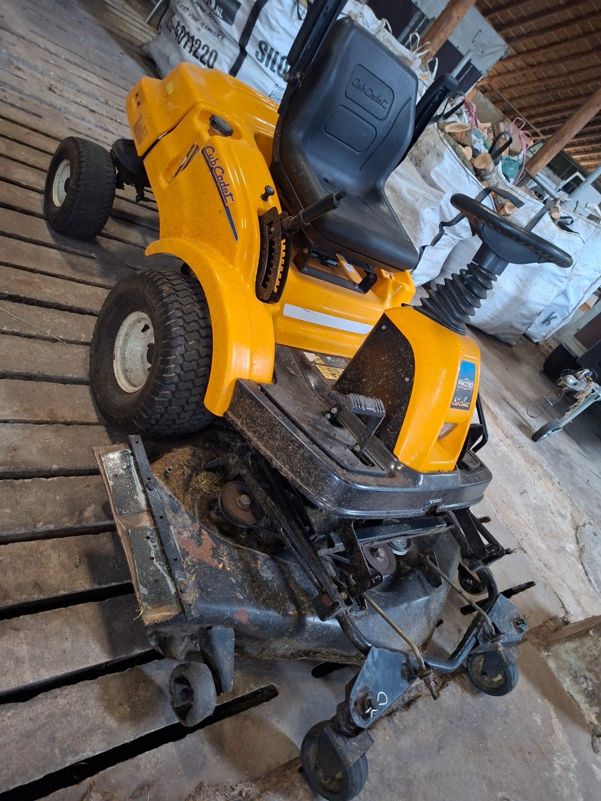 Nette Cub Cadet zitmaaier met krachtige Kawasaki motor, Gebruikt, Ophalen of Verzenden, Versnellingen, Cub Cadet