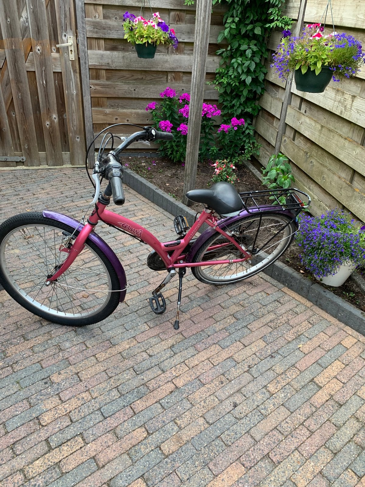 Batavus gabana meisjesfiets, Fietsen en Brommers, Ophalen, Zo goed als nieuw, 20 inch of meer, Batavus