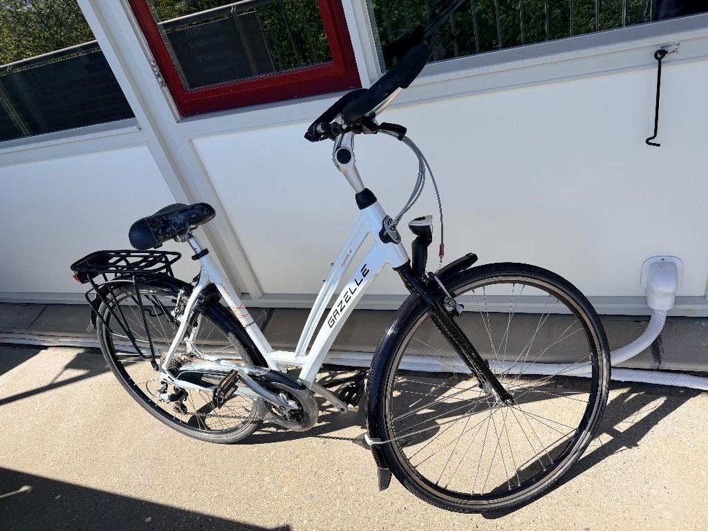 Gazelle Fuente Pure, Fietsen en Brommers, Fietsen | Dames | Damesfietsen, Gebruikt, Gazelle, Versnellingen, 53 tot 56 cm, Velgrem