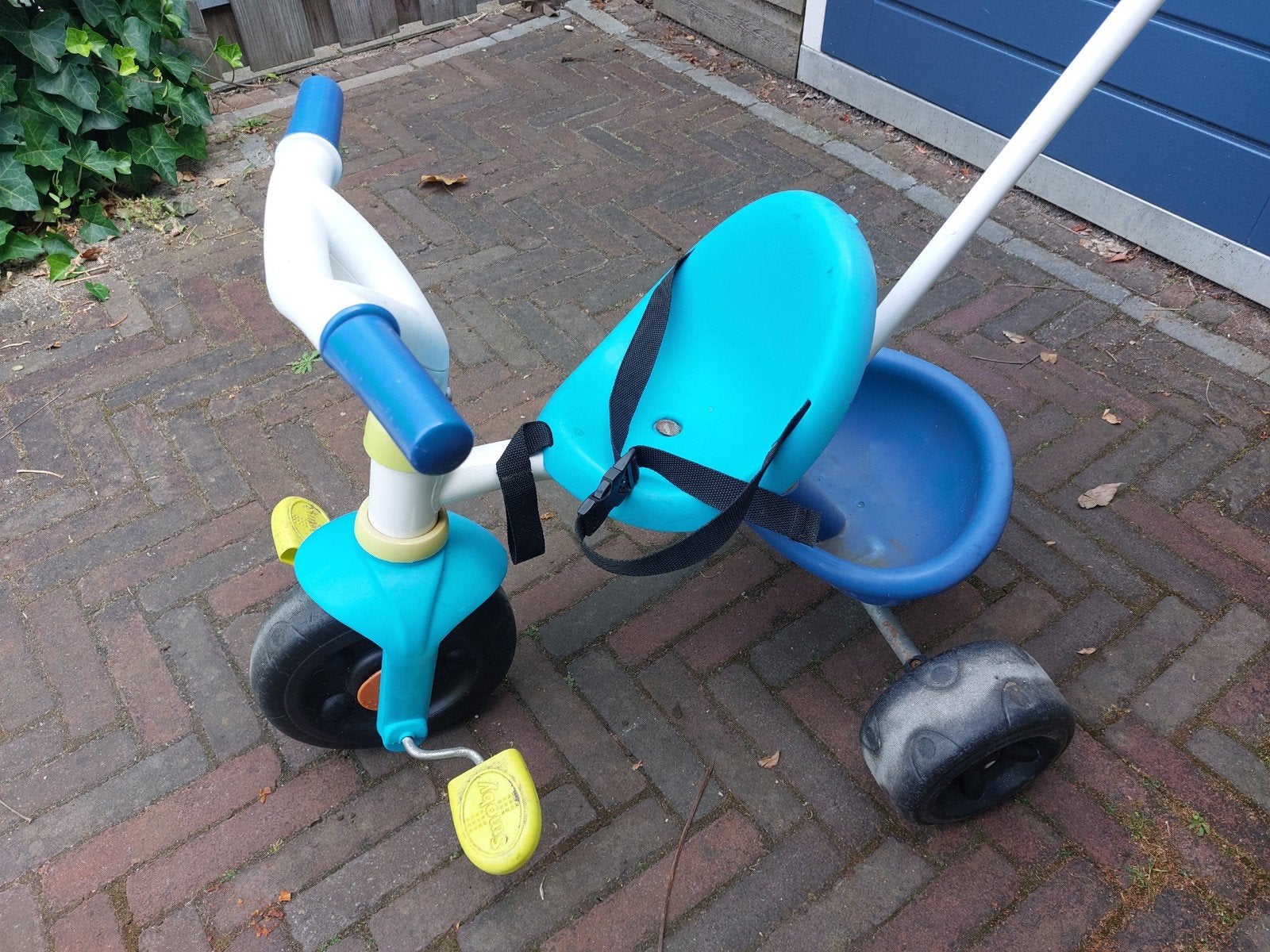 Smoby driewieler met duwstang, Fietsen en Brommers, Ophalen, Gebruikt, Smoby, Duwstang