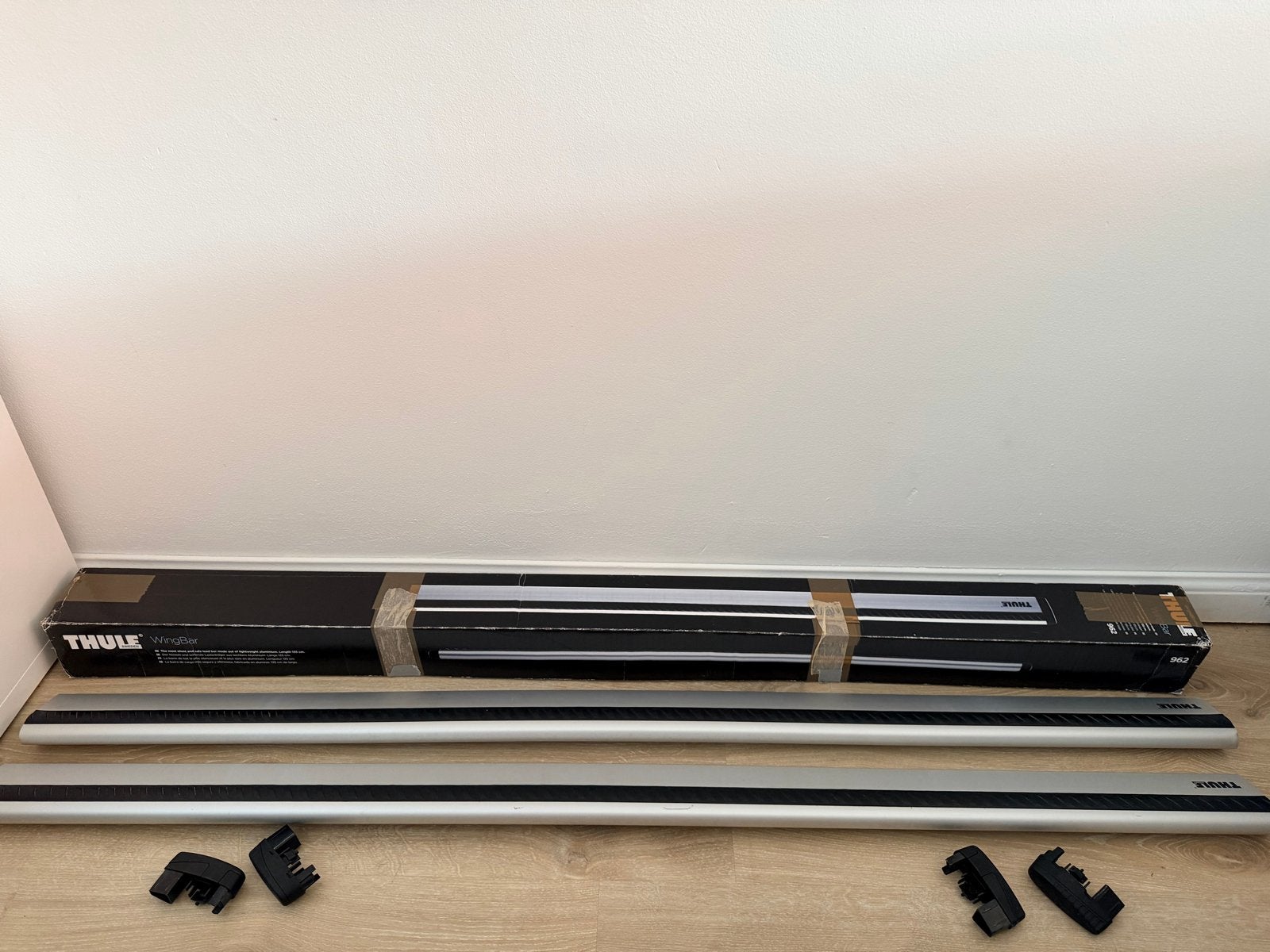 Thule WingBar dakdragers 135 cm, Ophalen of Verzenden, Gebruikt