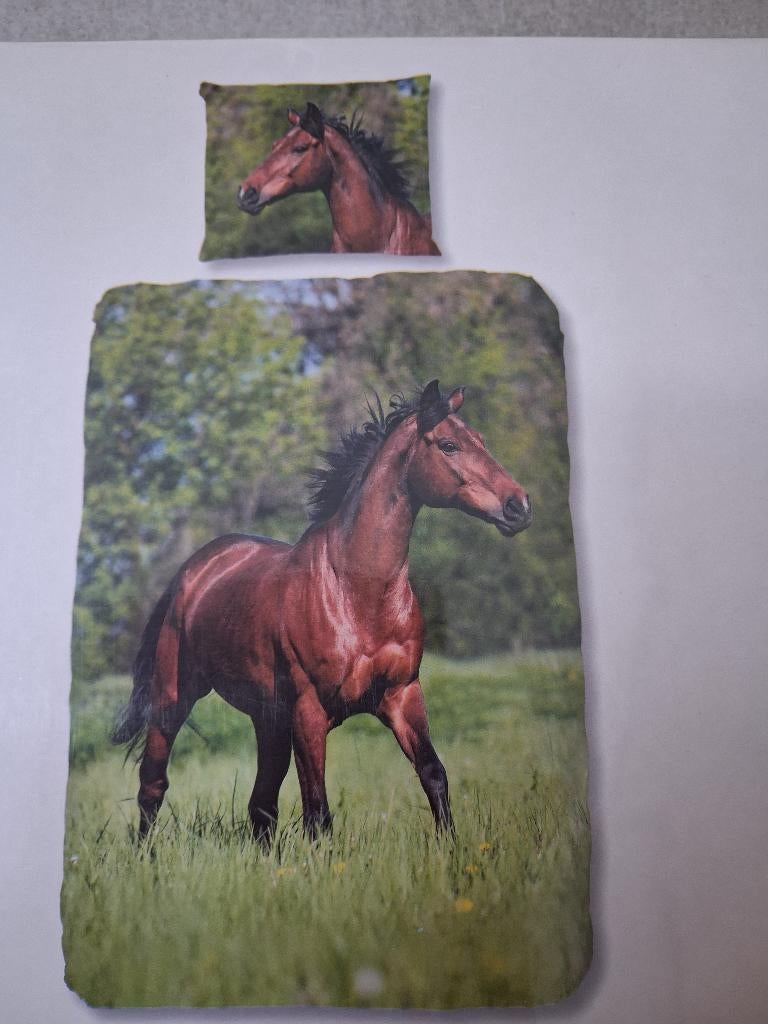 Nieuw! Mooi paarden dekbedovertrek 140x200/220, Dekbedovertrek, Nieuw, Ophalen of Verzenden, Overige kleuren
