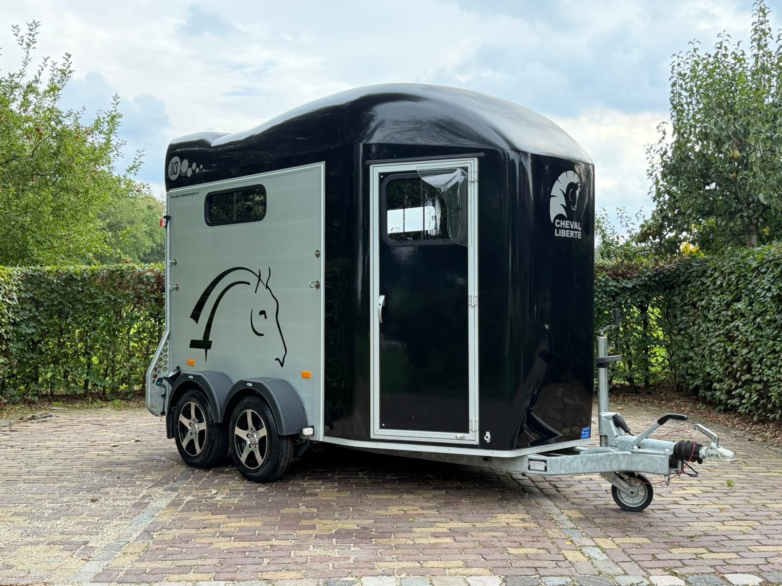 Zeer mooie cheval liberte gold 3 vol aluminium, zadelkamer, Ophalen, Aluminium, Zo goed als nieuw, 2-paards trailer