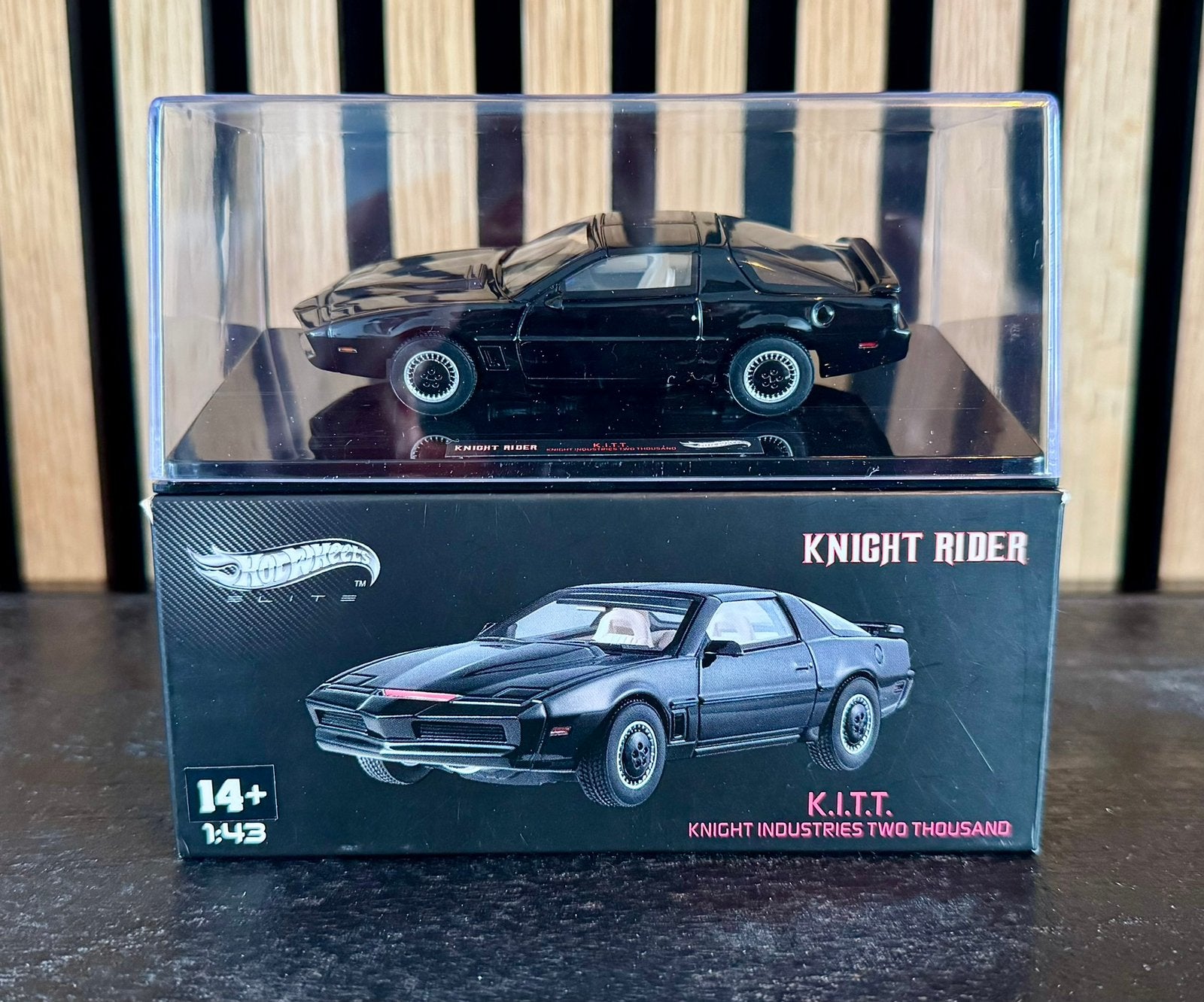 Knight Rider KITT 1/43 Hotwheels Elite 2012, Ophalen of Verzenden, Nieuw, Tv, Beeldje, Replica of Model