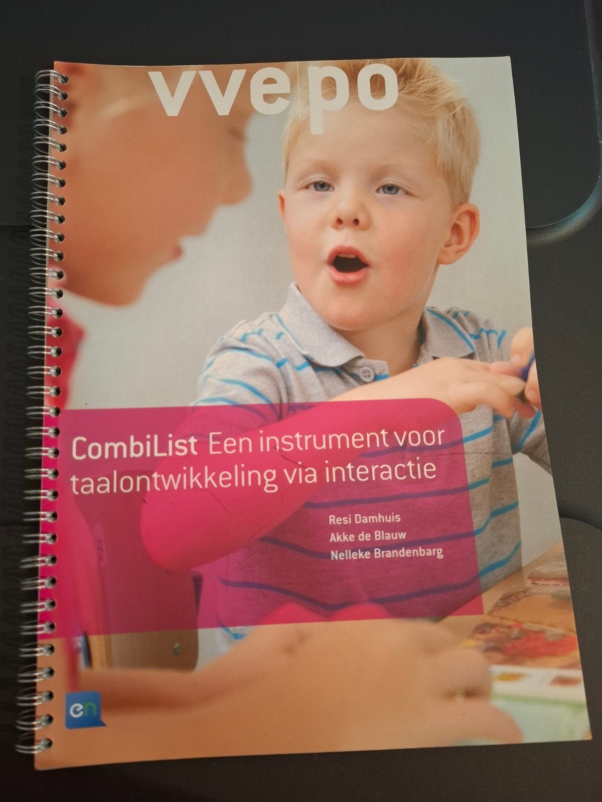 Combilist, een instrument voor taalontwikkeling via interact, Ophalen of Verzenden, Zo goed als nieuw, R. Damhuis; A. de Blauw; N. Brandenbarg