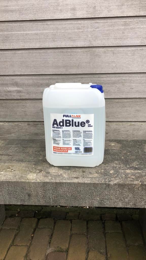 Ad Blue 10 liter nog enkele tientallen op voorraad, Ophalen
