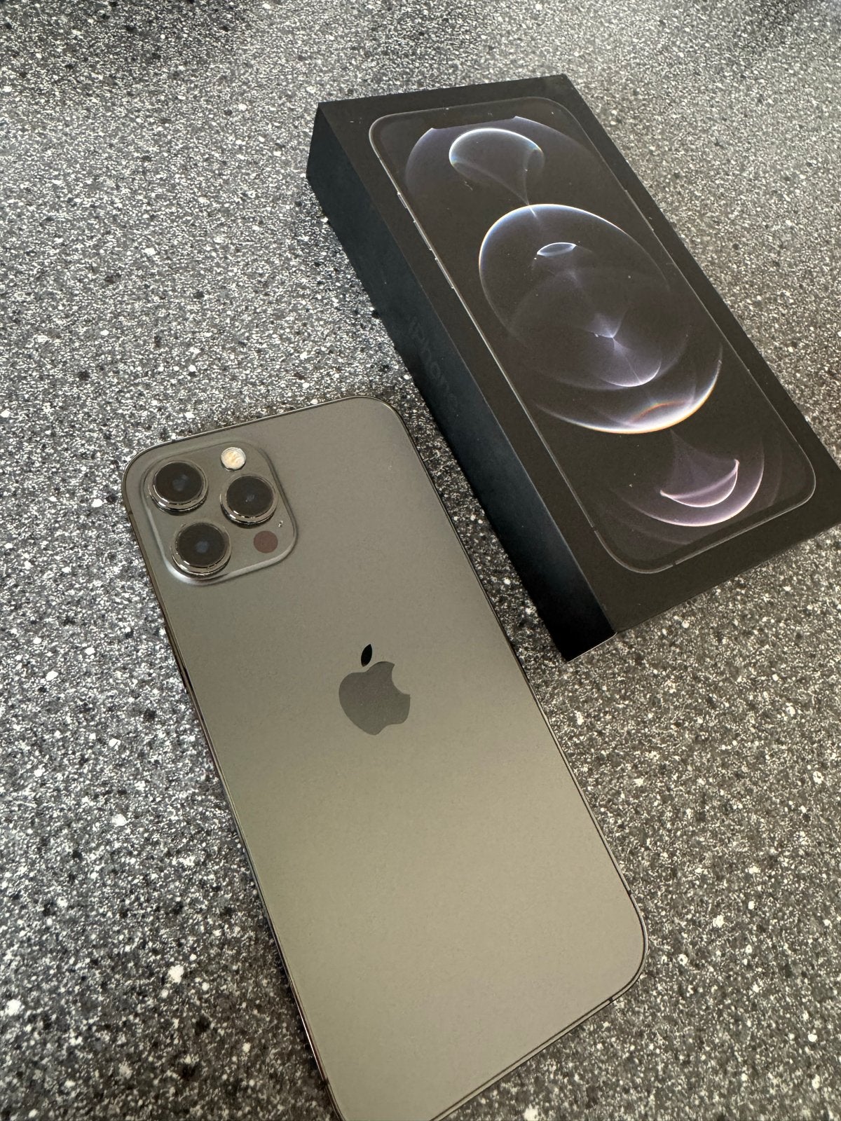 iPhone 12 Pro Max Grafiet 128GB - Zo goed als nieuw, Telecommunicatie, Ophalen, 128 GB, IPhone 12 Pro Max, Zo goed als nieuw