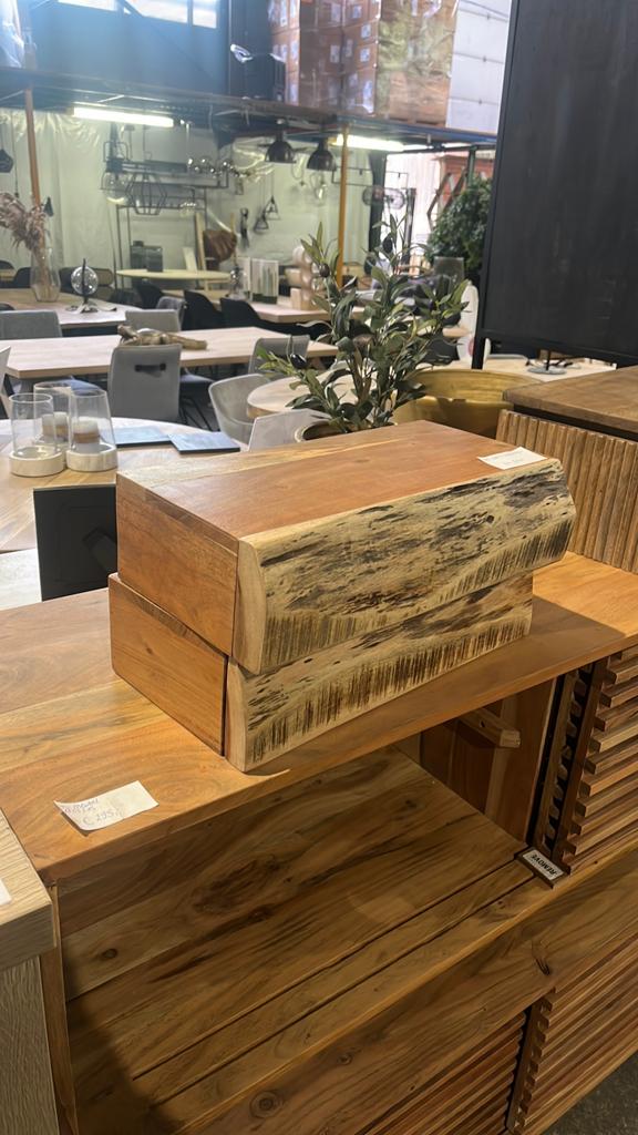 Set van 2 unieke houten nachtkastjes - Laatste set!, Ophalen, Gebruikt