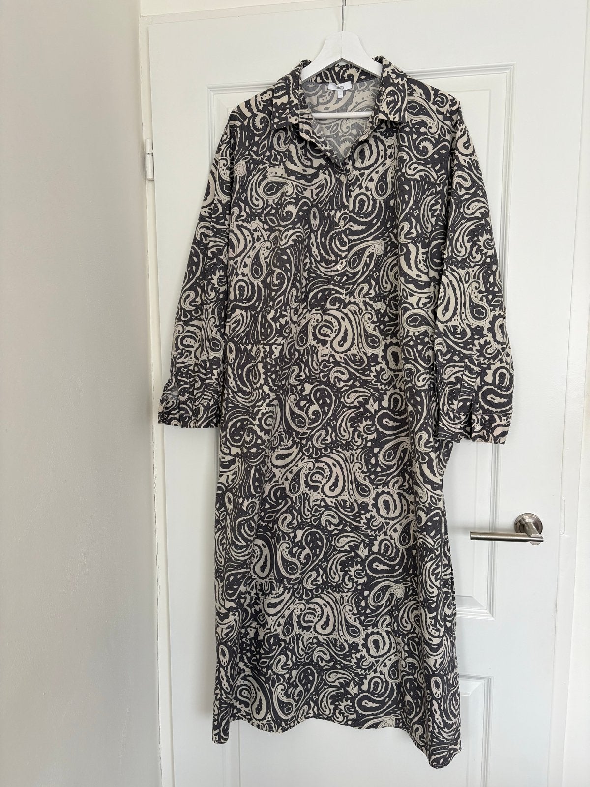 Jake*s Paisley Jurk Maat 42, Maat 42/44 (L), Ophalen of Verzenden, Zo goed als nieuw, Grijs