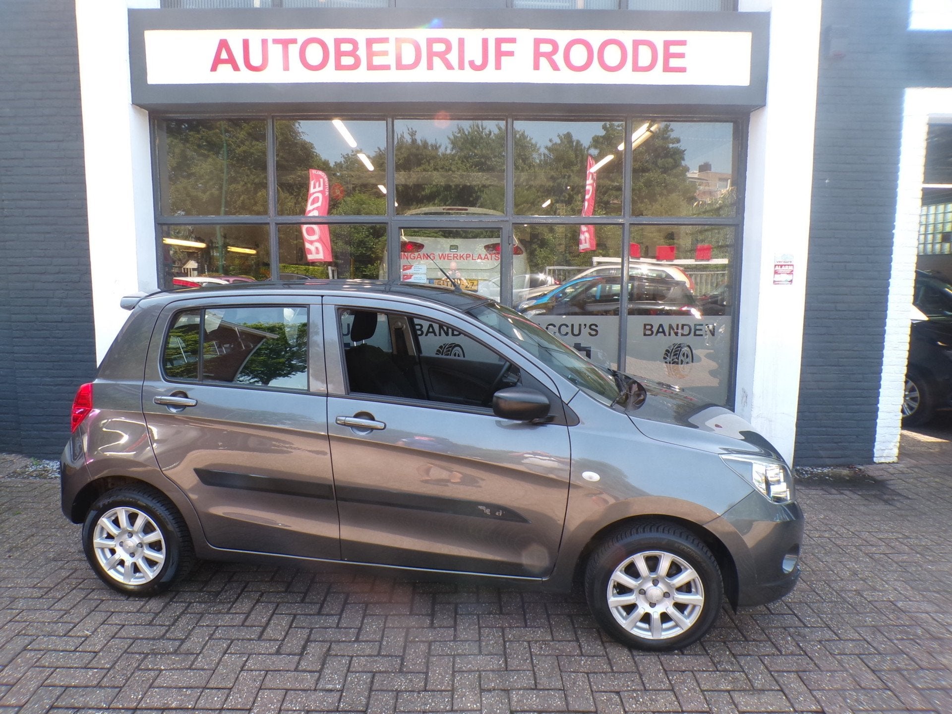 Suzuki Celerio 1.0 Exclusive AIRCO,LMV,NIEUWE APK !, Auto's, Suzuki, 28 km/l, Gebruikt, Met garantie (alle), 68 pk