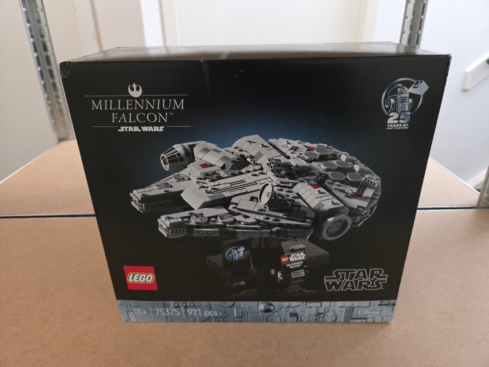 Nieuw in doos: LEGO Star Wars Millennium Falcon set 75375, Star Wars, Lego, Nieuw, Ophalen of Verzenden