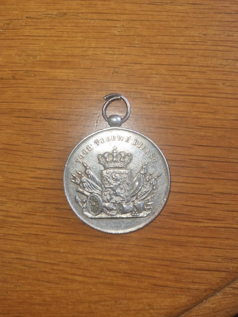 Zilveren Medaille Voor Trouwe Dienst Koningin Wilhelmina, Ophalen of Verzenden, Landmacht, Nederland, Lintje, Medaille of Wings